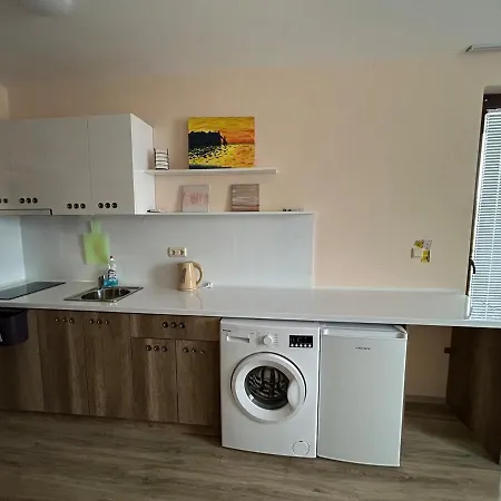 равда аполон 9 Apartman